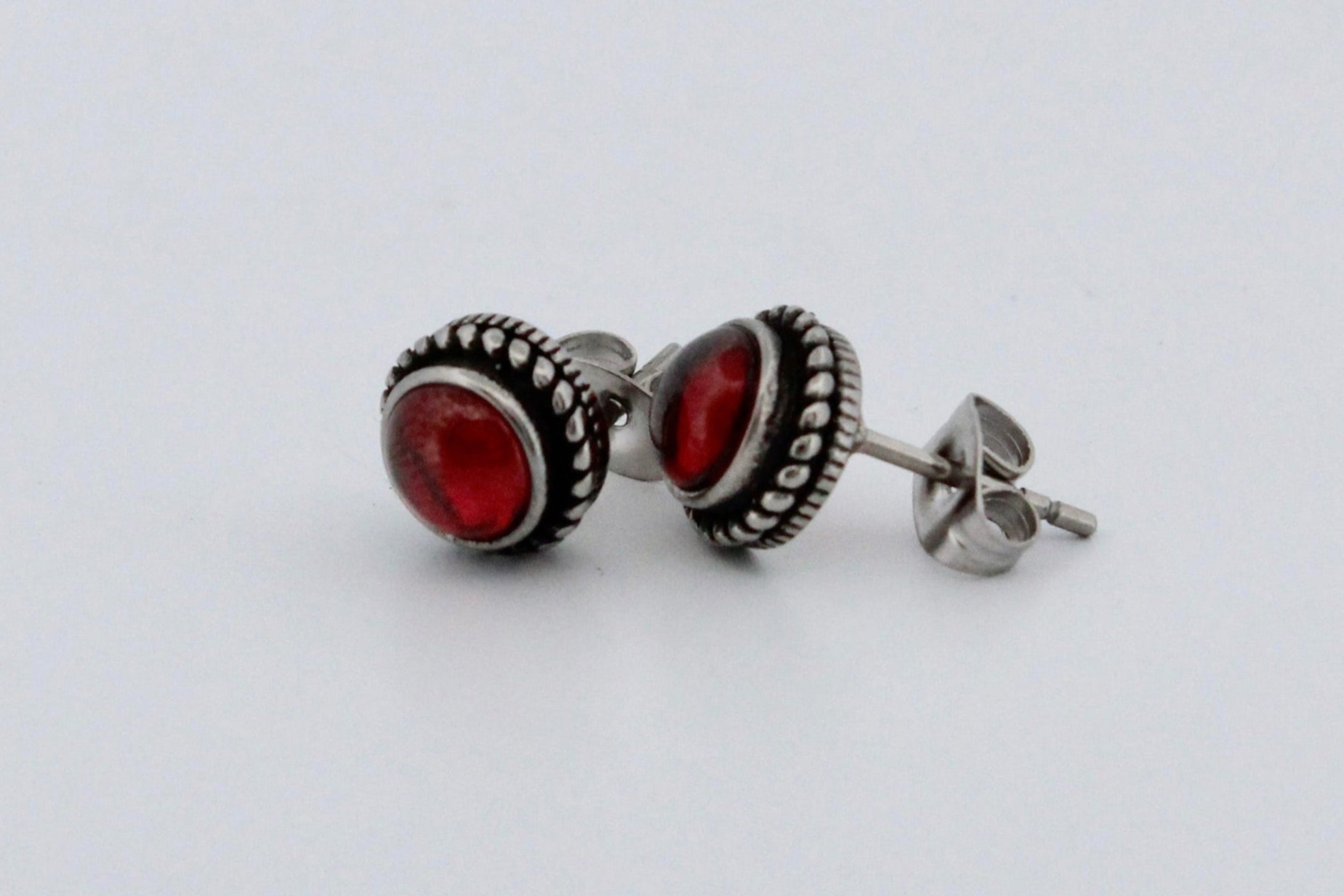 BLOOD DROP STUD EARRINGS