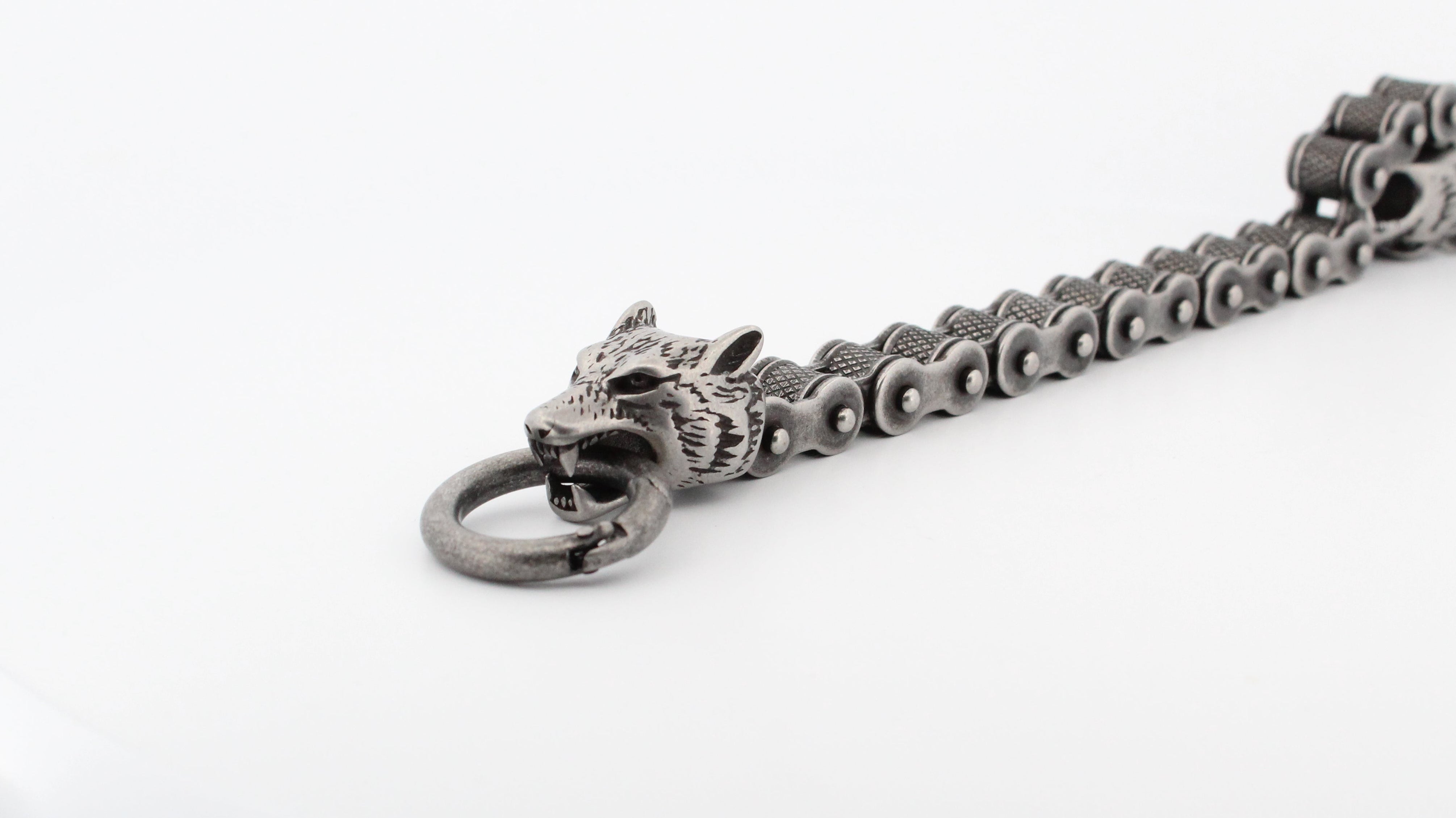 WOLF HEAD ROLLER BIKECHAIN