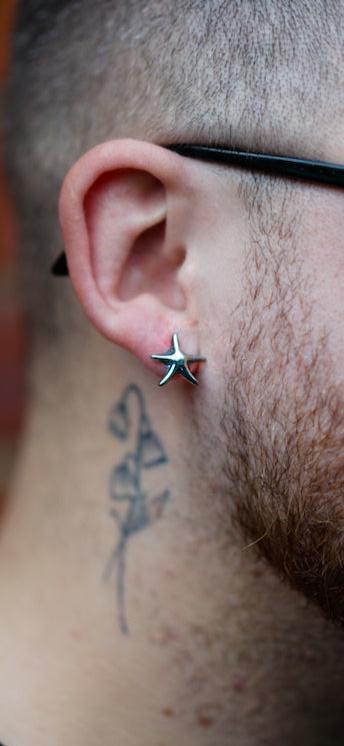 STAR FISH STUD EARRINGS
