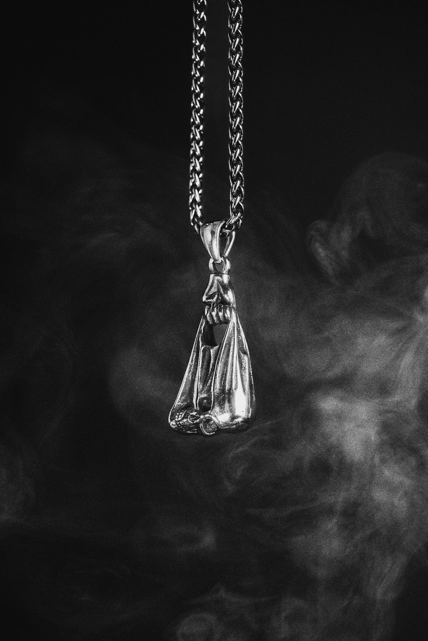 SKULL IN A CARRIER BAG PENDANT & CHAIN