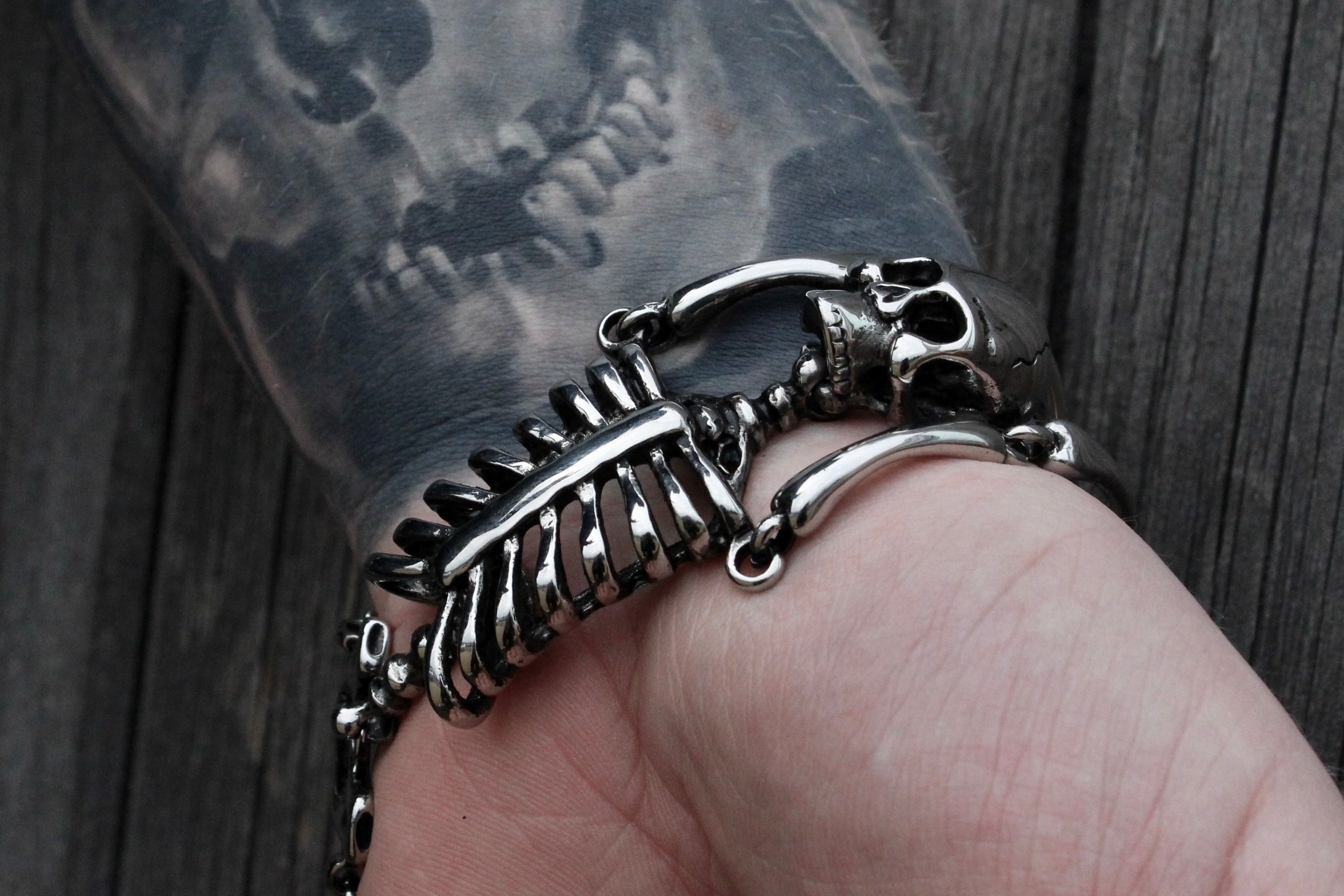 ARTICULATED SKELETON BRACELET