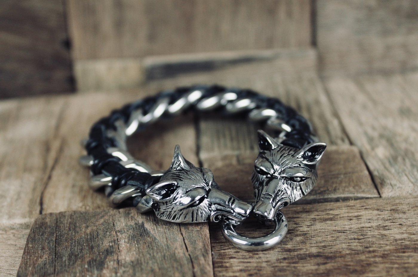 GERI & FREKI LEATHER AND STEEL