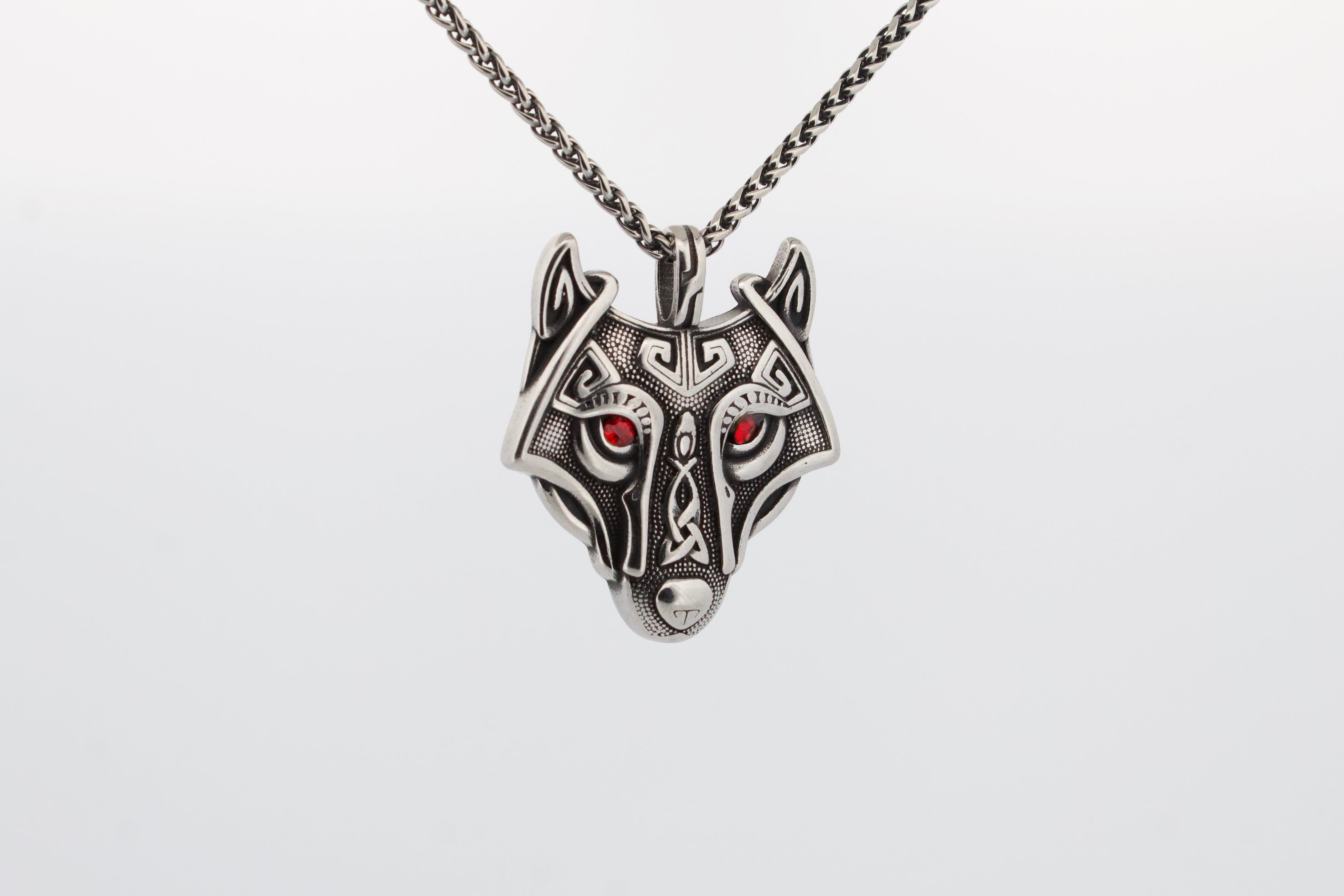 FENRIR PENDANT & CHAIN