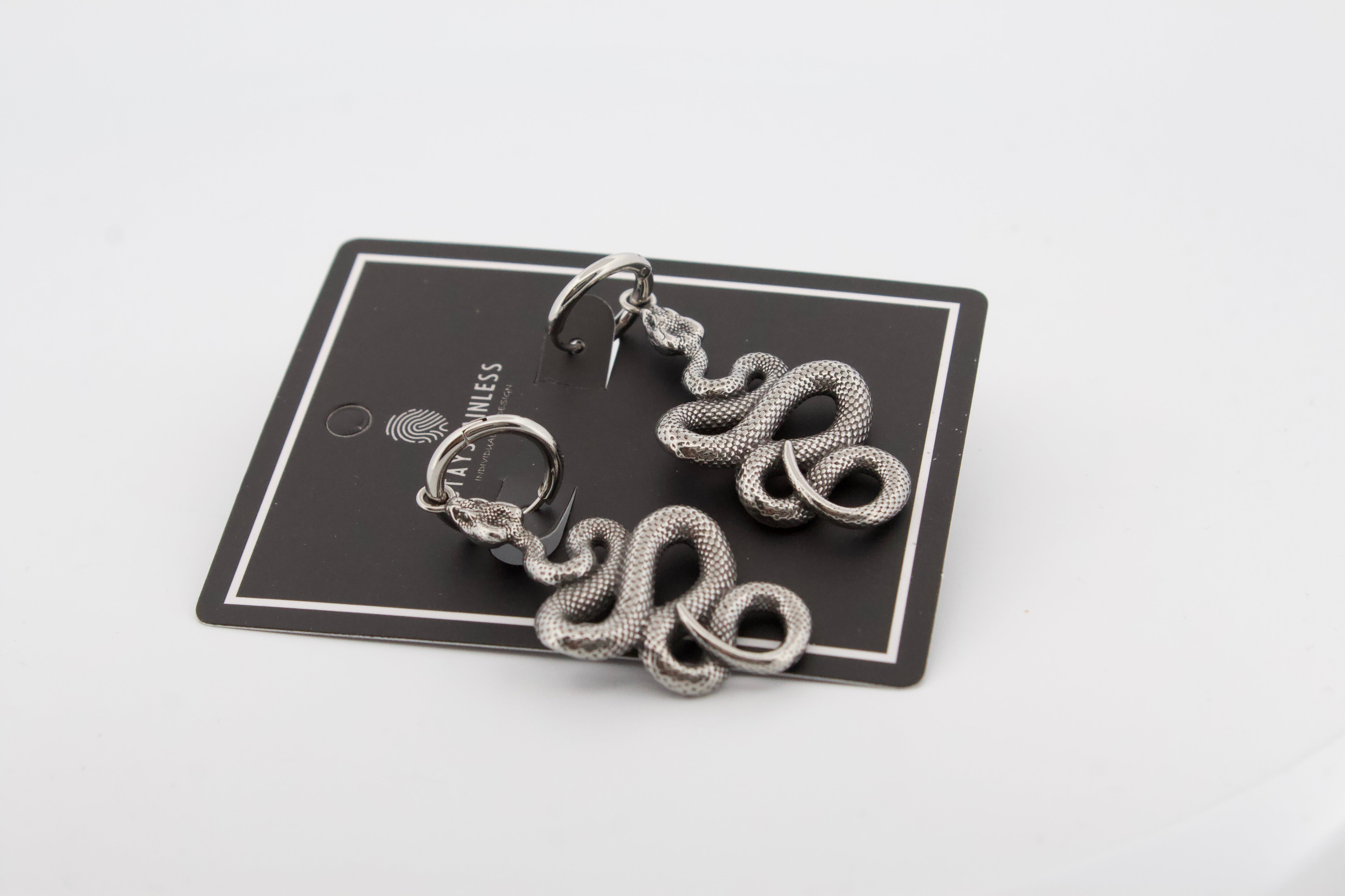 NÃGAS HOOP EARRINGS