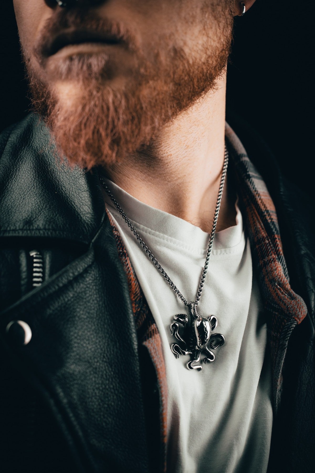 THE OCTOPUS PENDANT & CHAIN