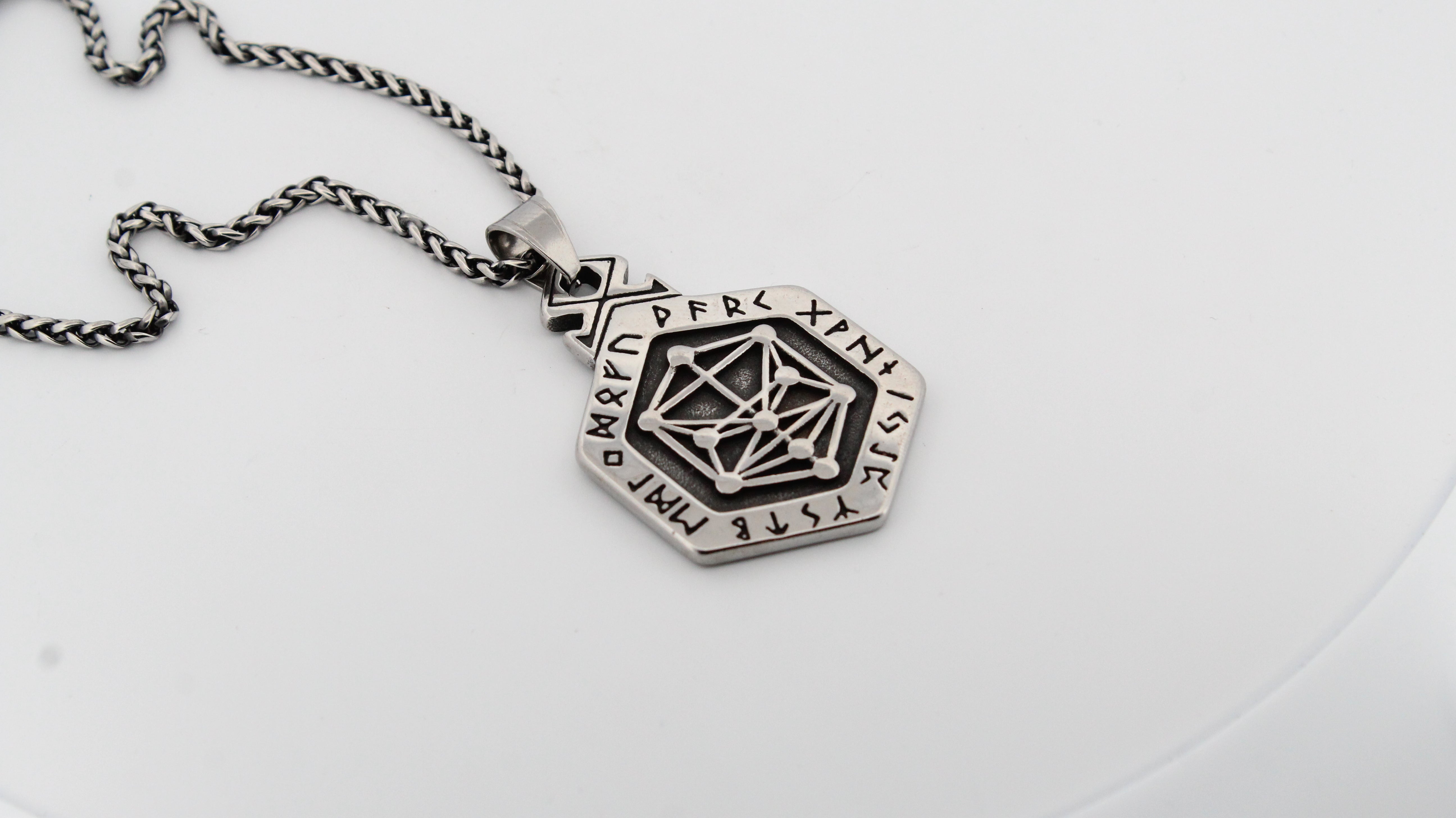 KABBALAH PENDANT & CHAIN