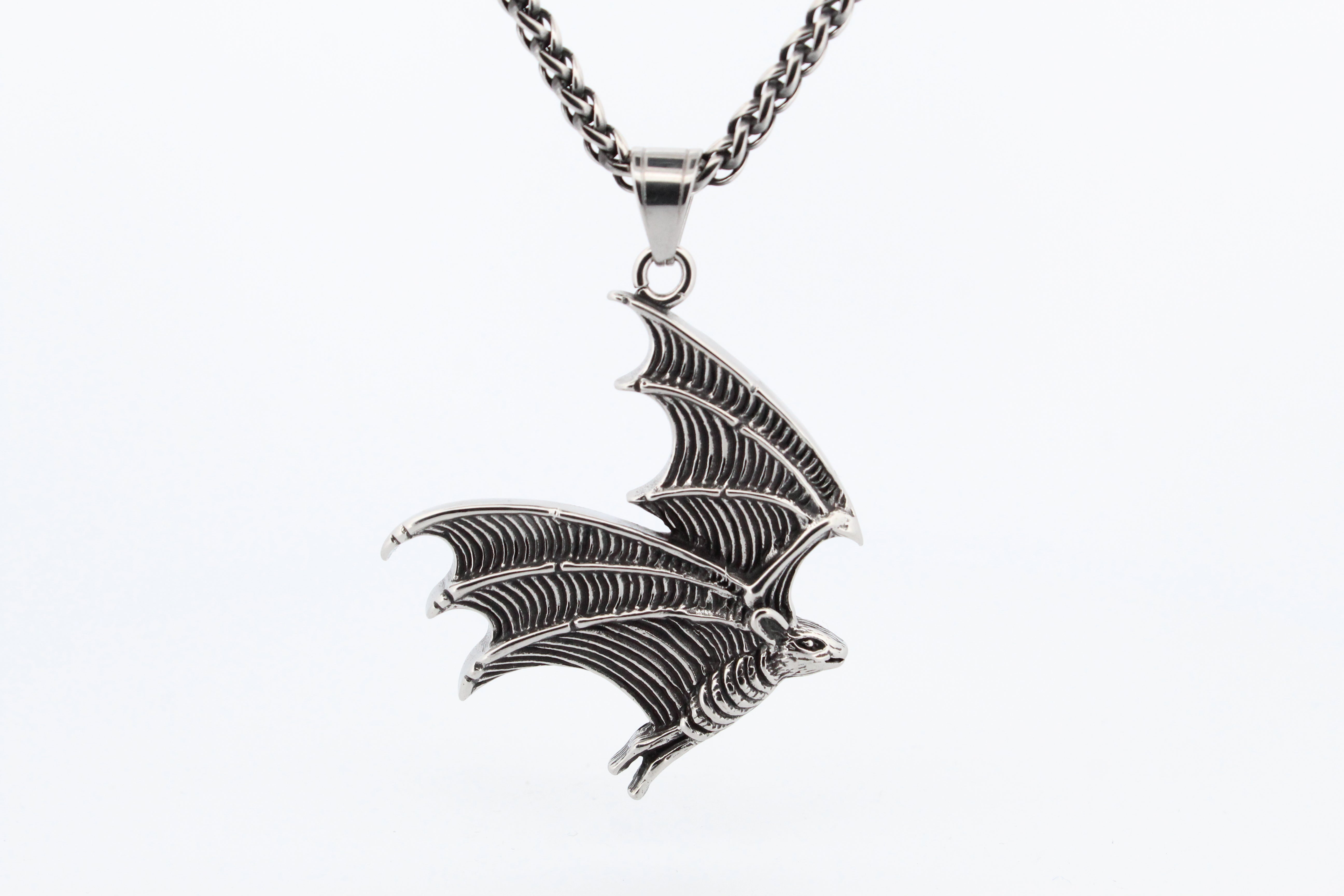 NEIFON PENDANT & CHAIN