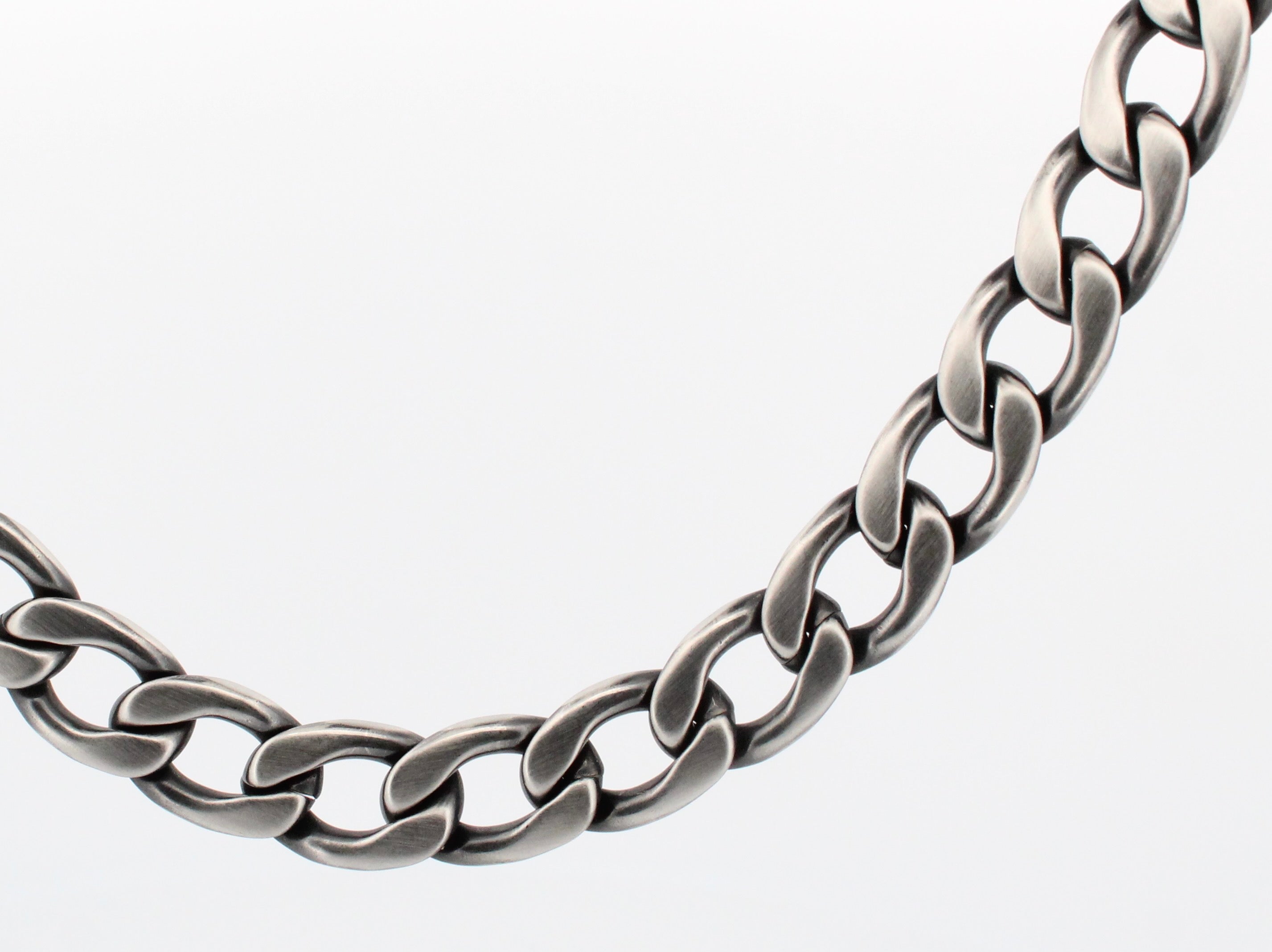 ANTIQUE FLAT CURB CHAIN