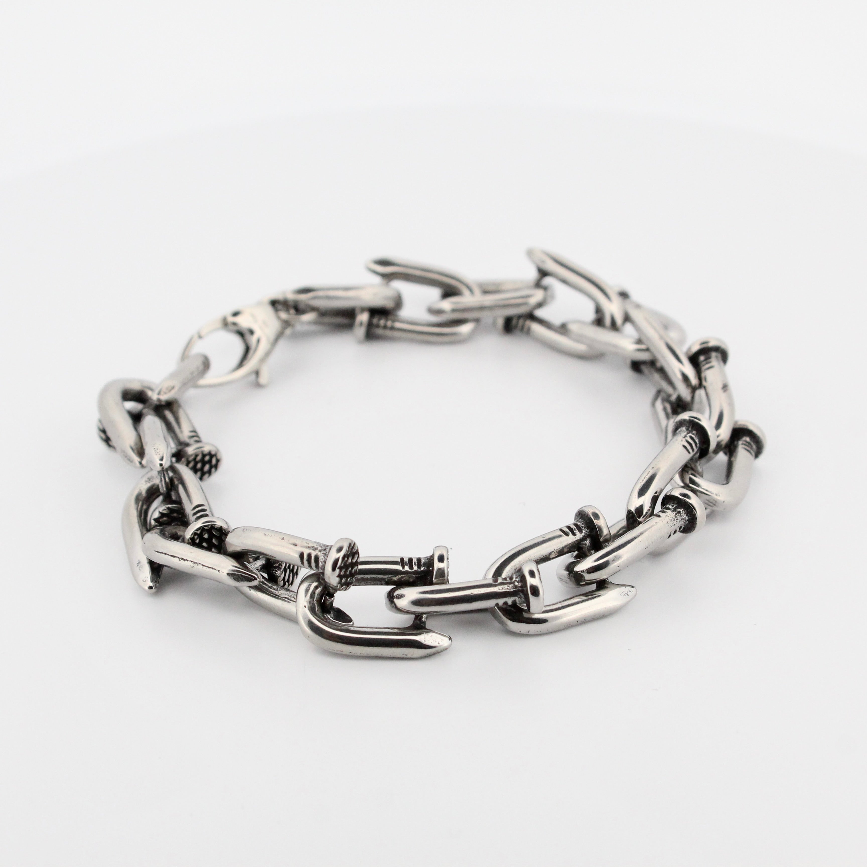 NAIL BRACELET