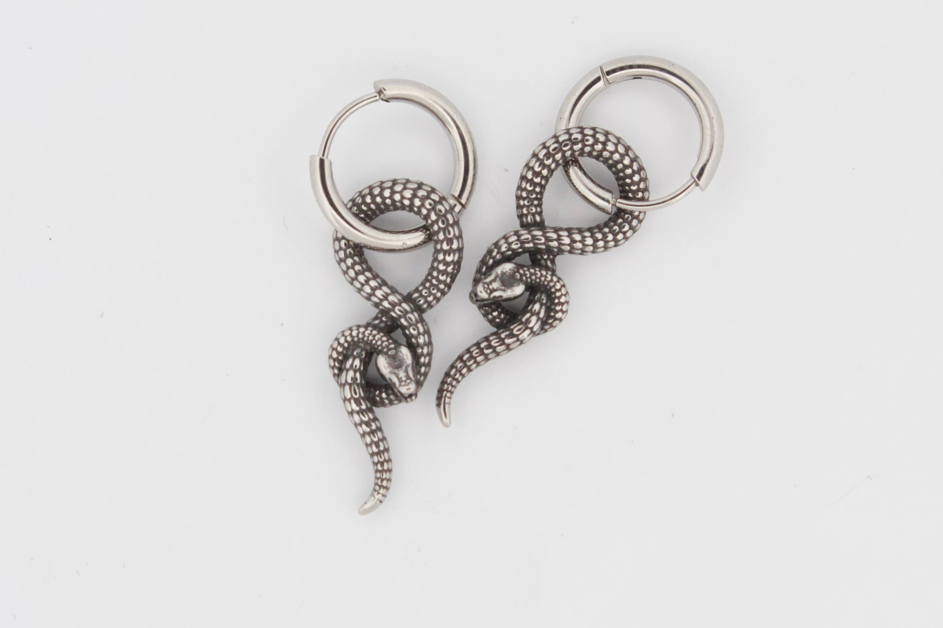 OPHIDIAN HOOP EARRINGS
