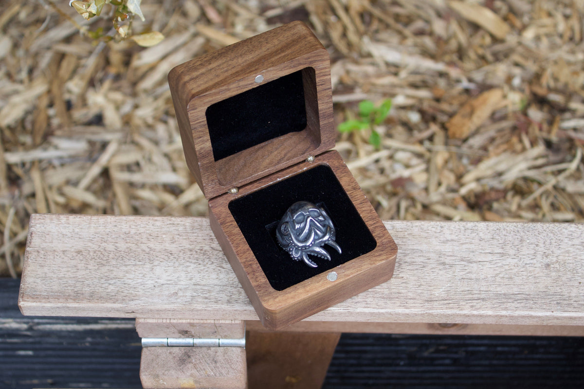 WOODEN GIFT BOX