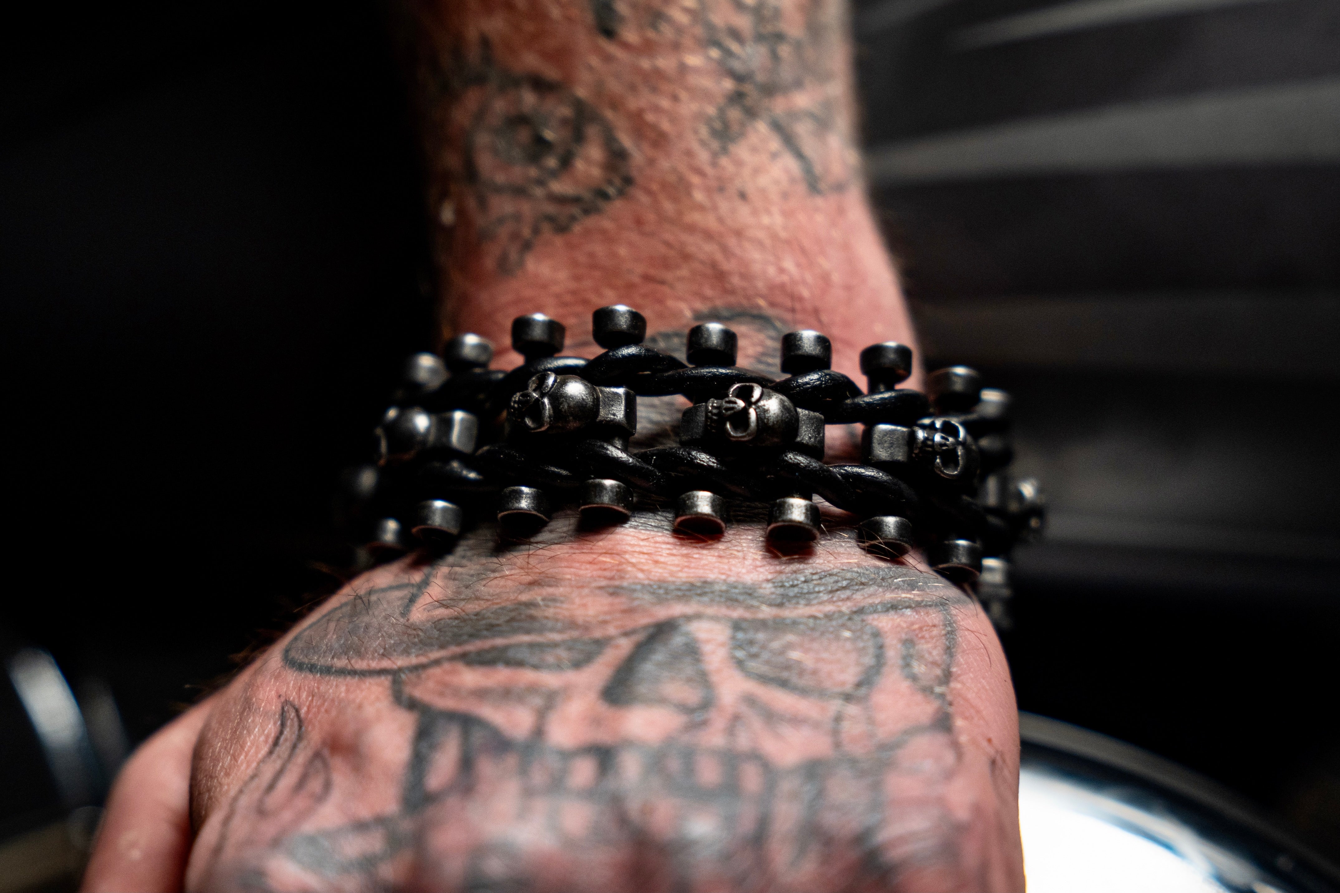 DARK LEATHER & STEEL SKULLS