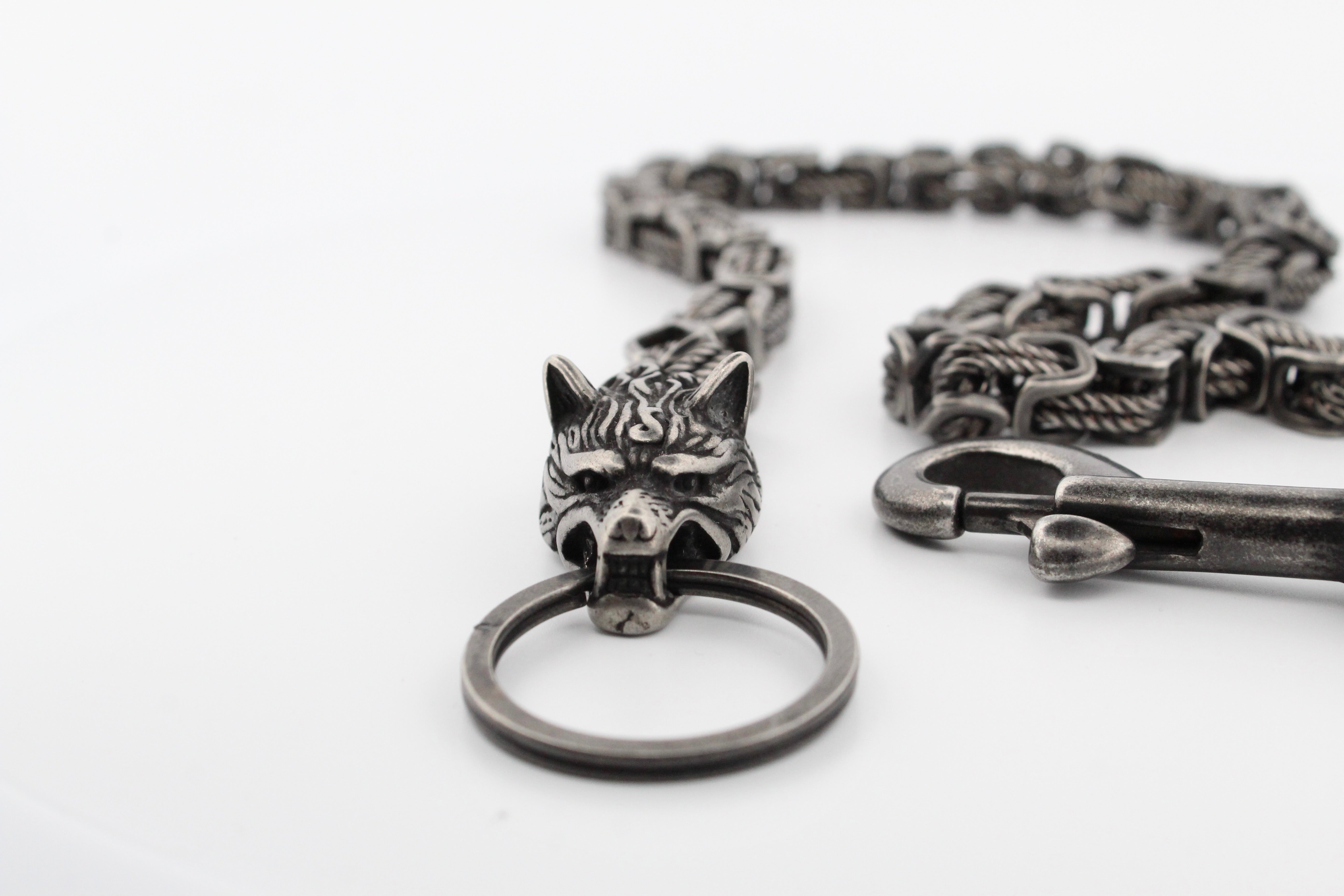 WOLF-HEAD WALLET CHAIN