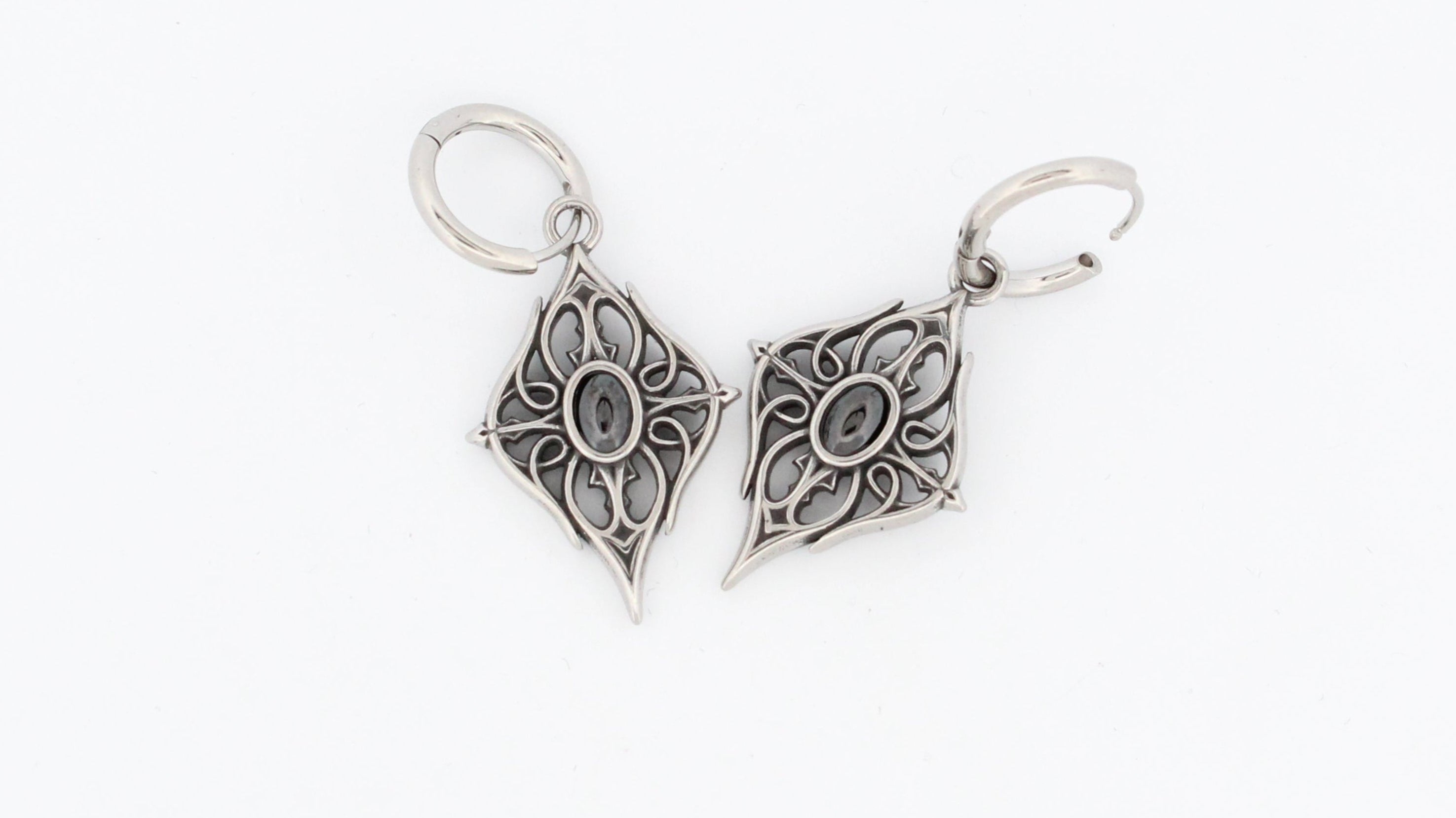 GOTHIC BLACK STONE HOOP EARRINGS