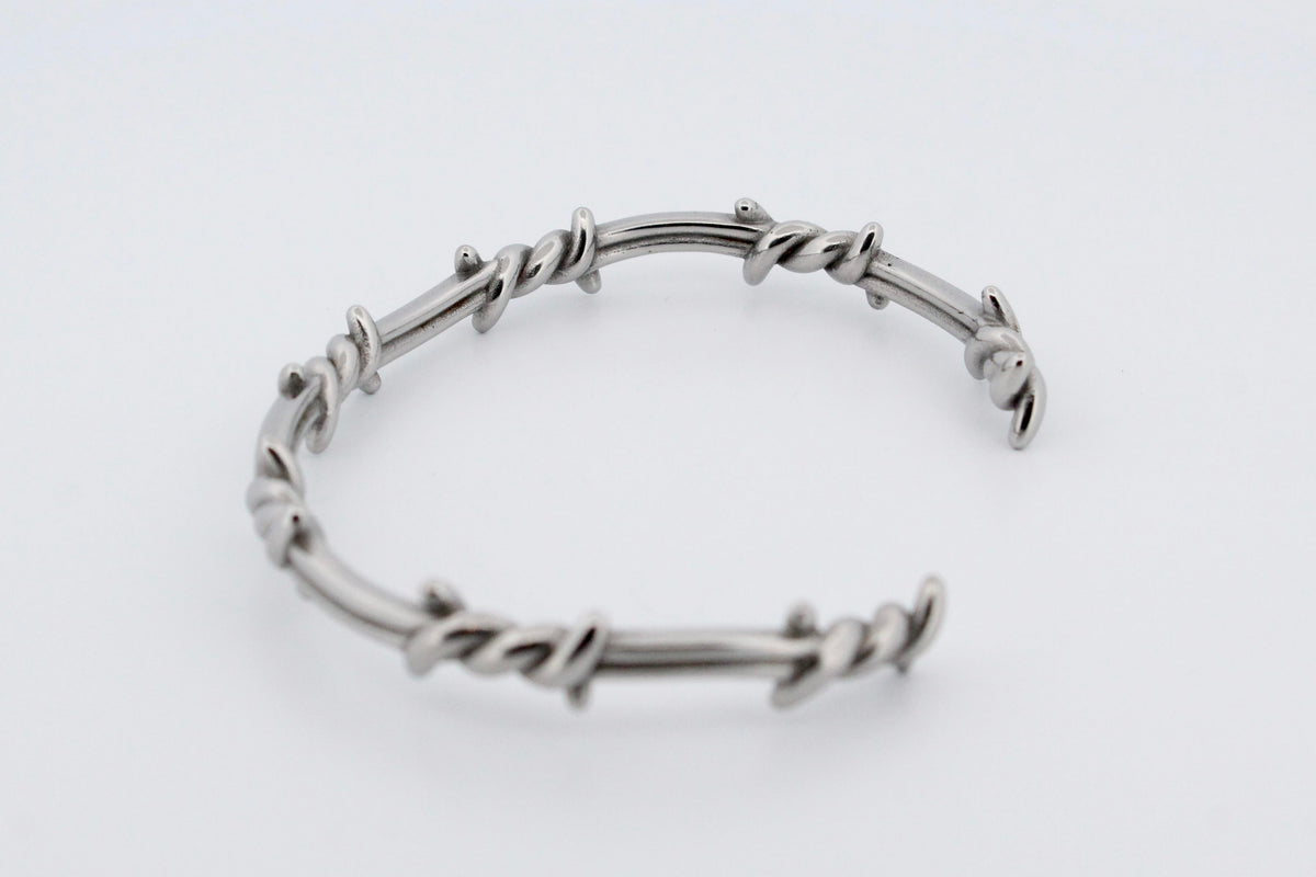 BARBED WIRE BANGLE