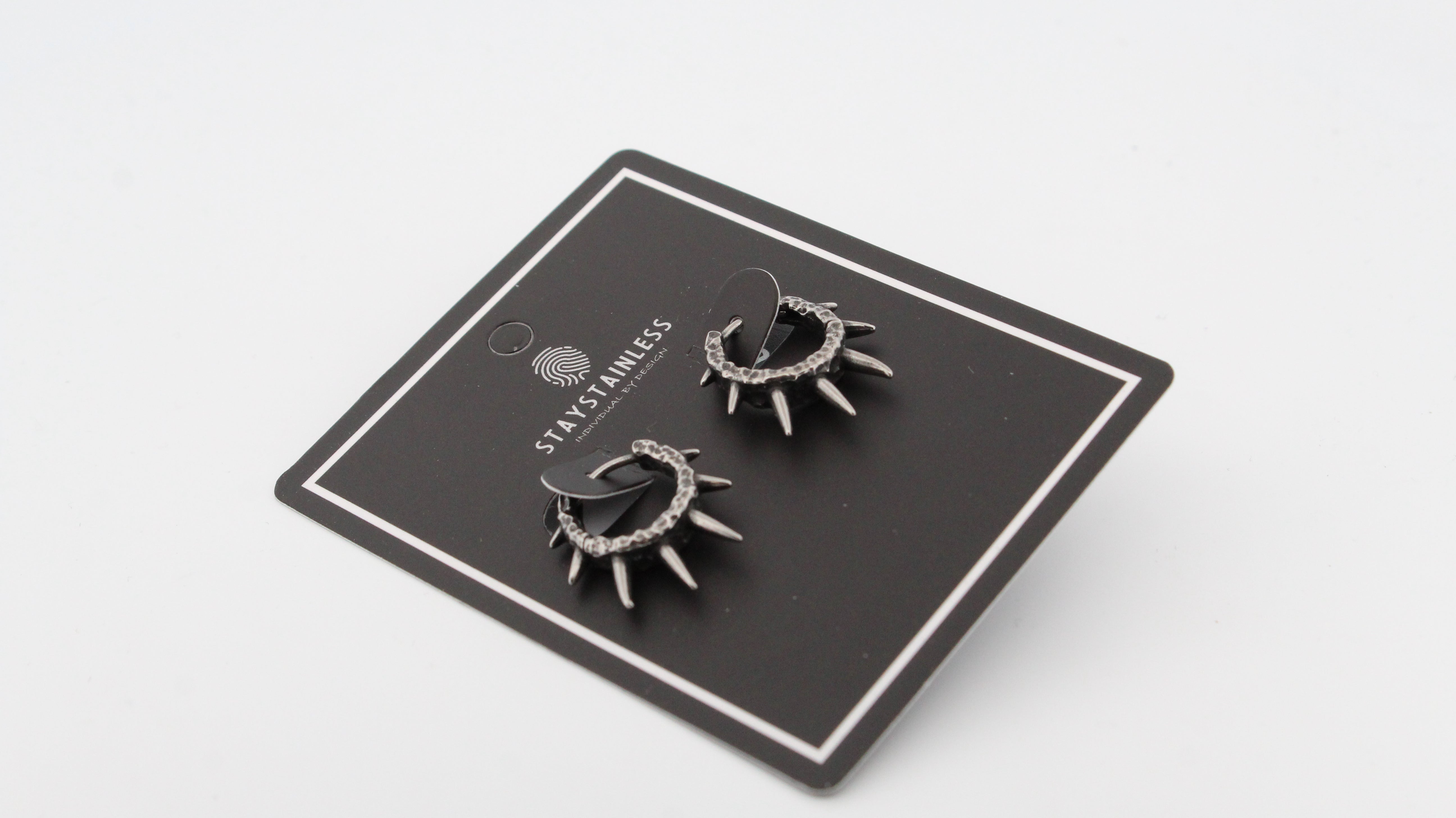 SMALL PUNK HOOP EARRINGS