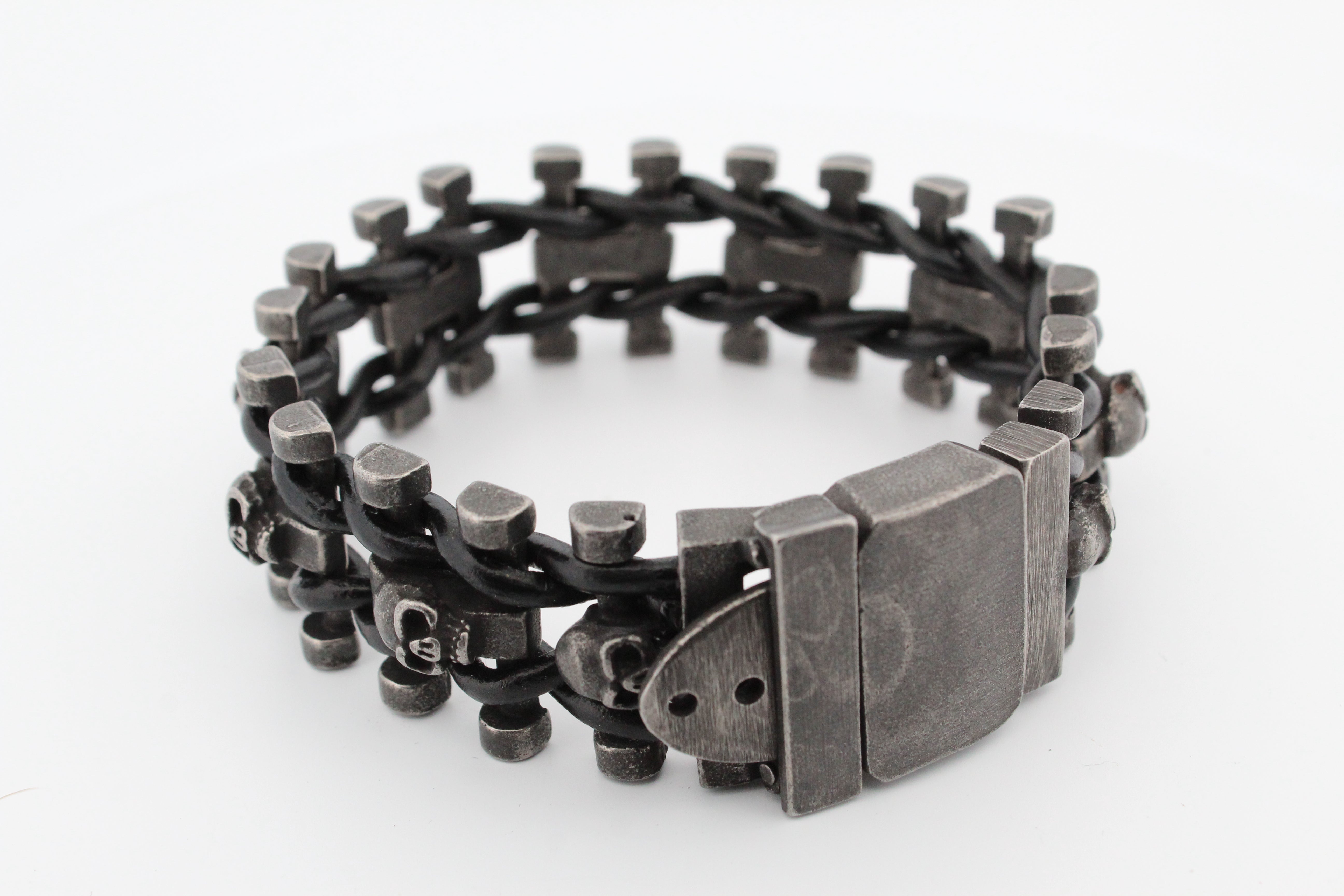 DARK LEATHER & STEEL SKULLS