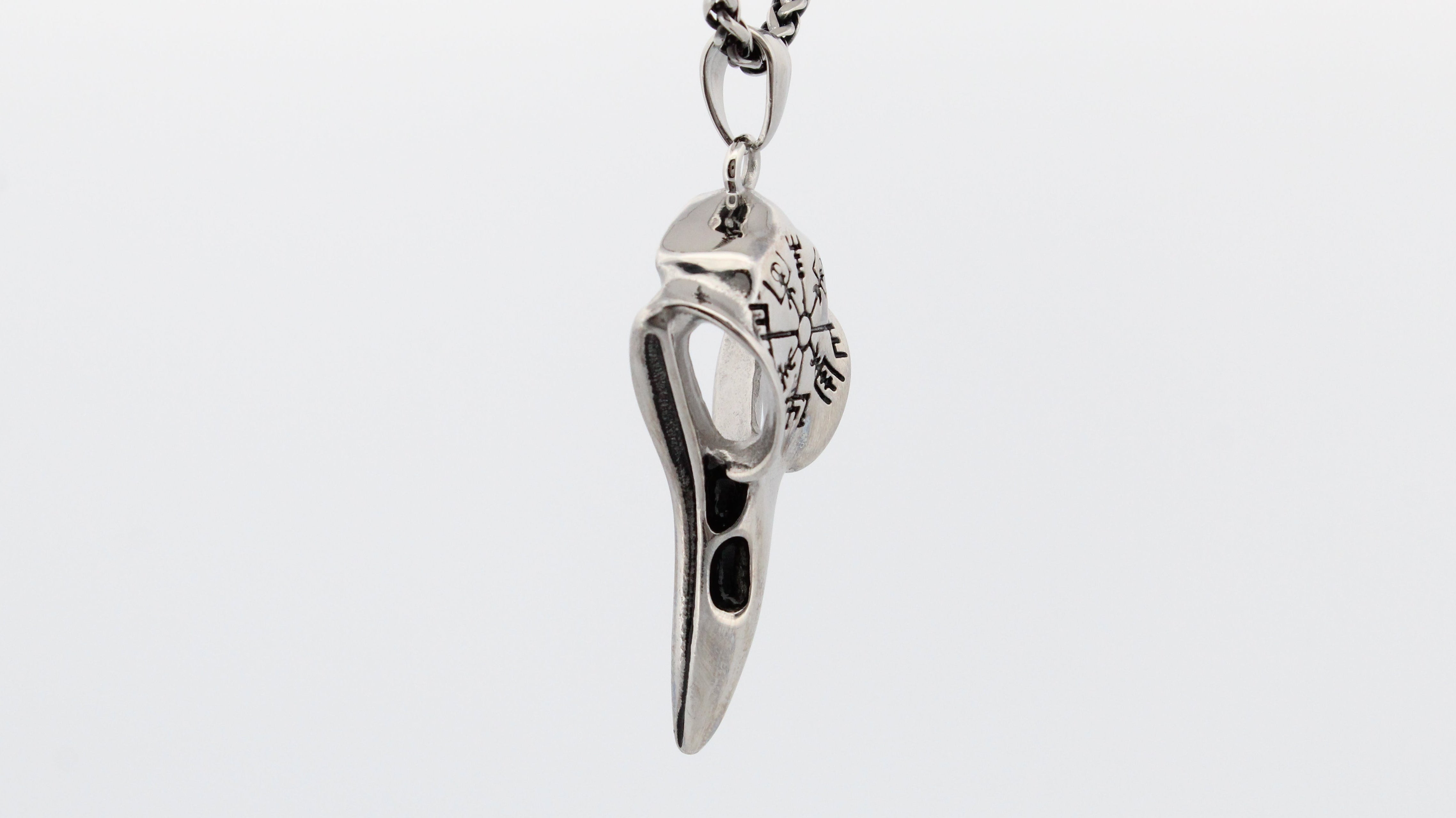 MUNINN PENDANT & CHAIN