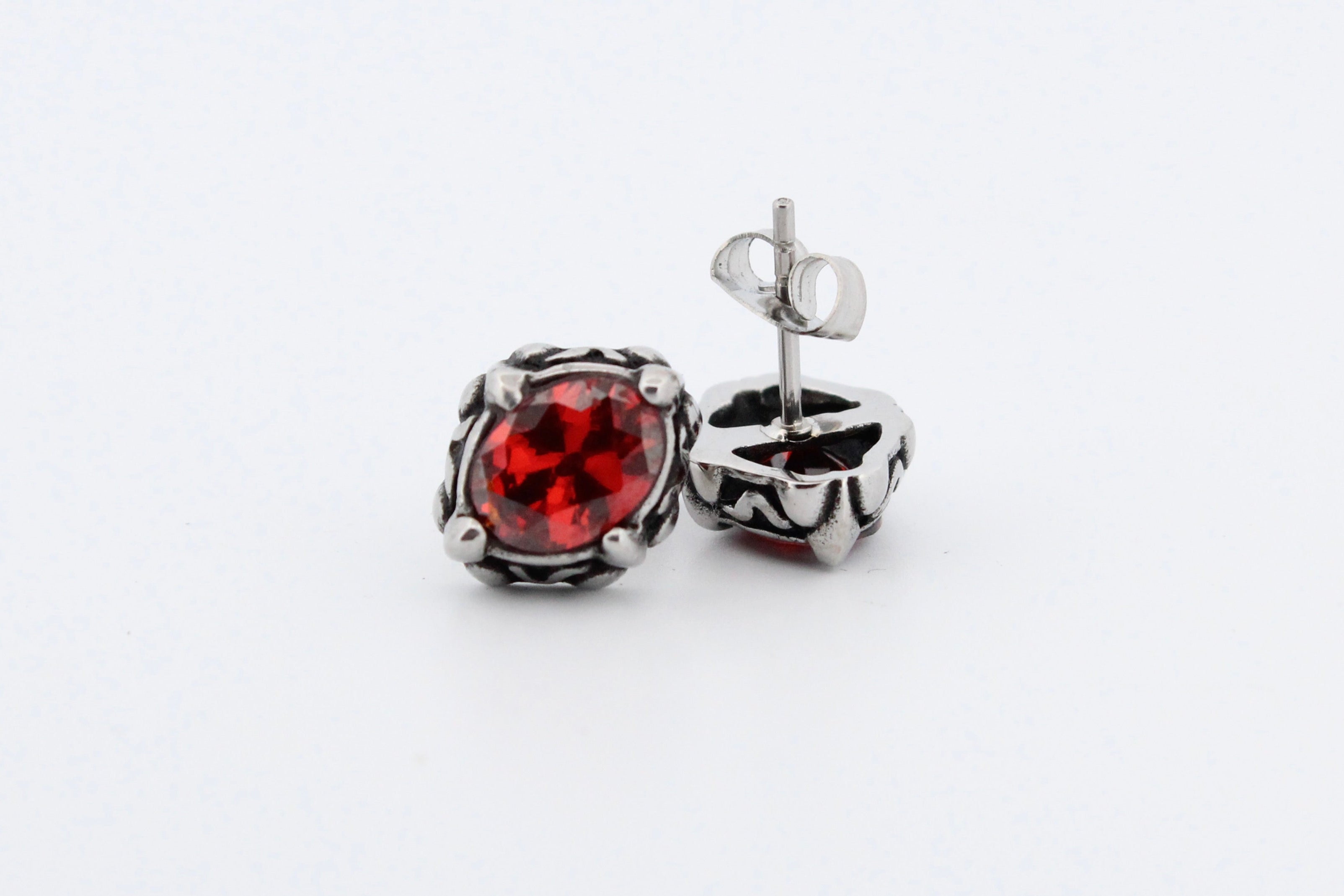 CRIMSON STUD EARRINGS