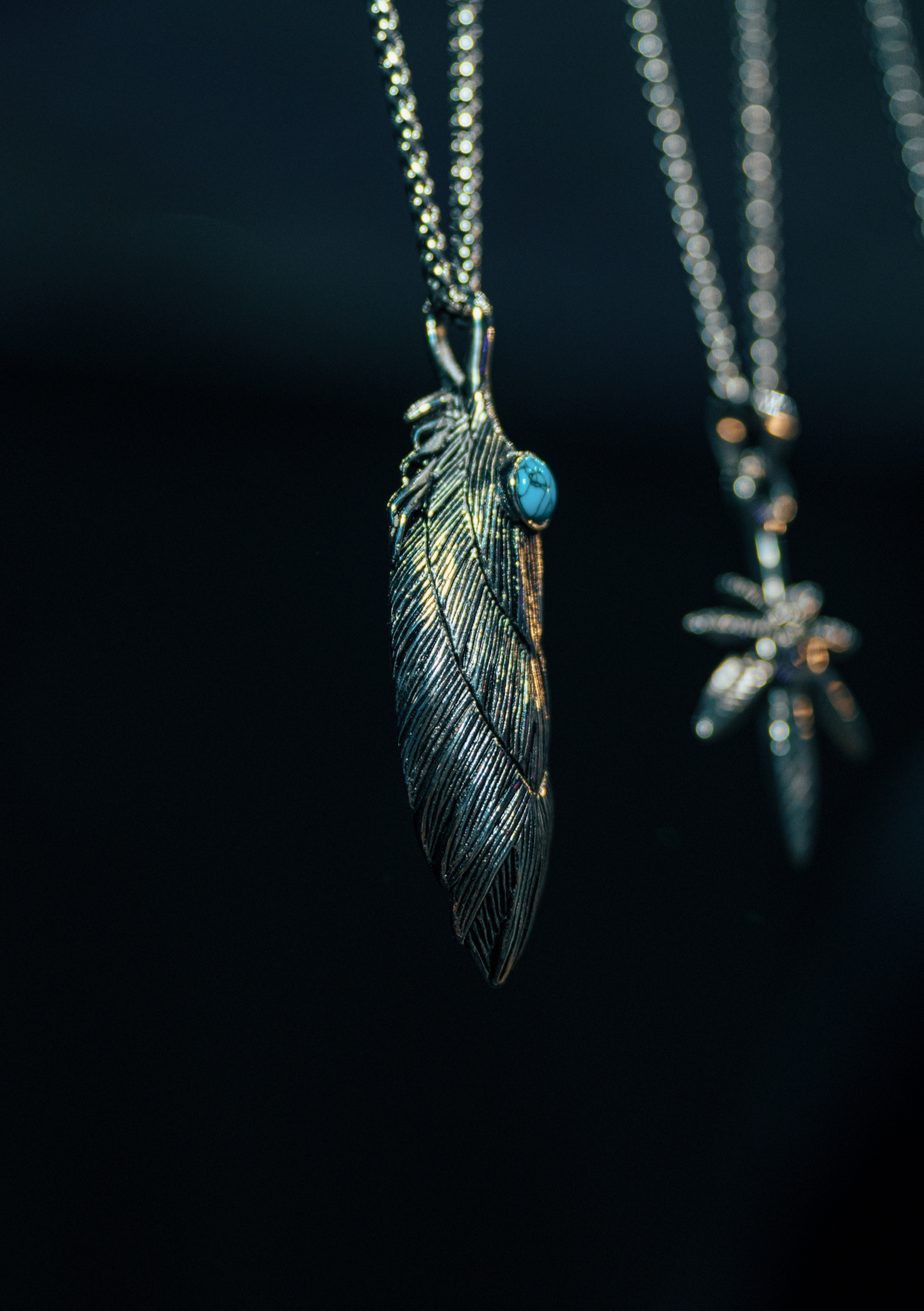 MYSTIC QUILL PENDANT & CHAIN