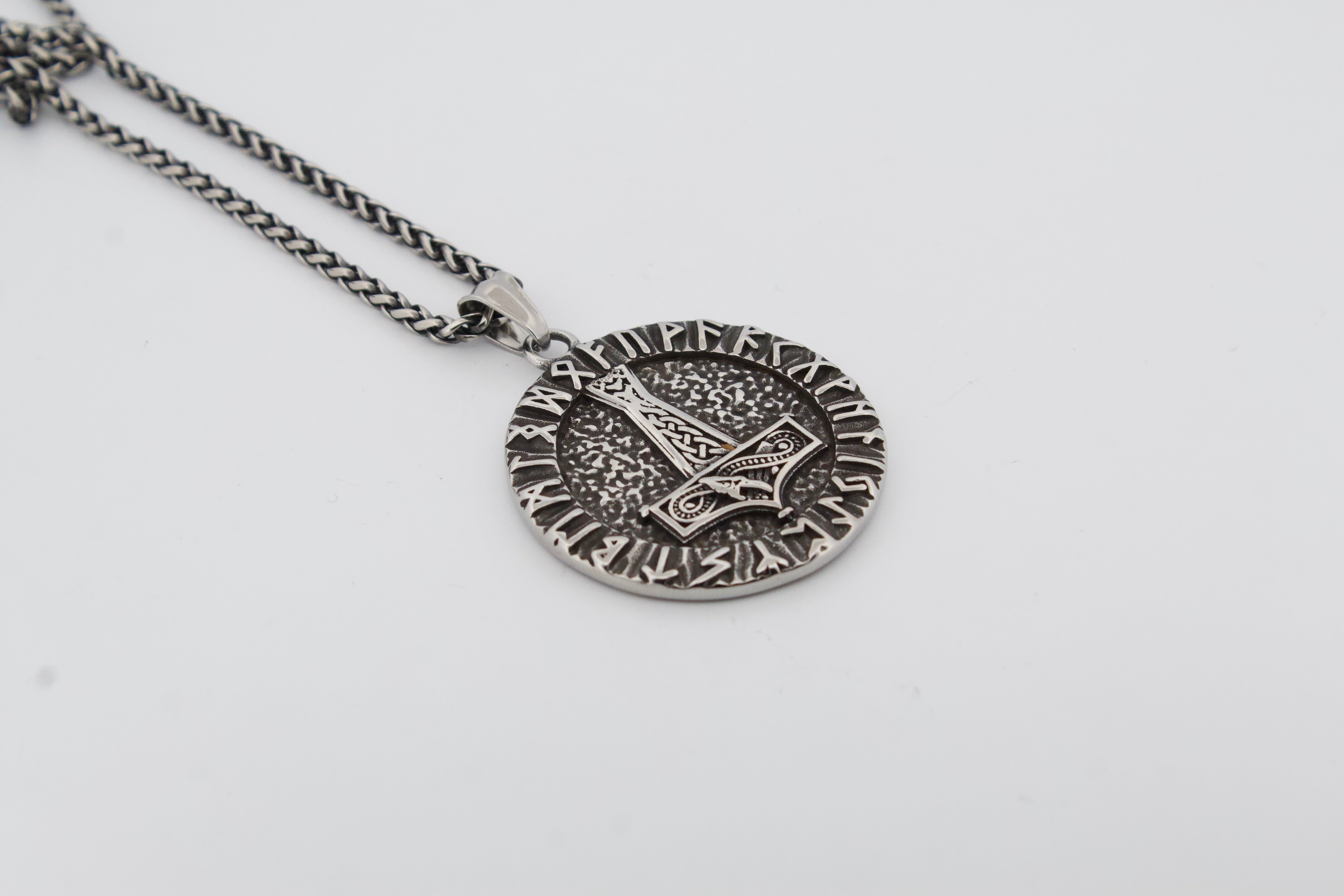 Hex Rune Chain RUNIC PENDANT & CHAIN