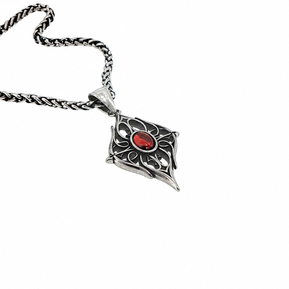 GOTHIC RED STONE PENDANT & CHAIN