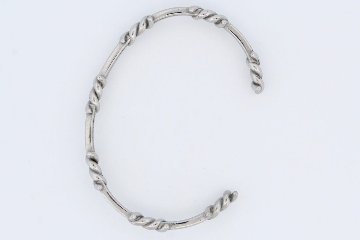 BARBED WIRE BANGLE