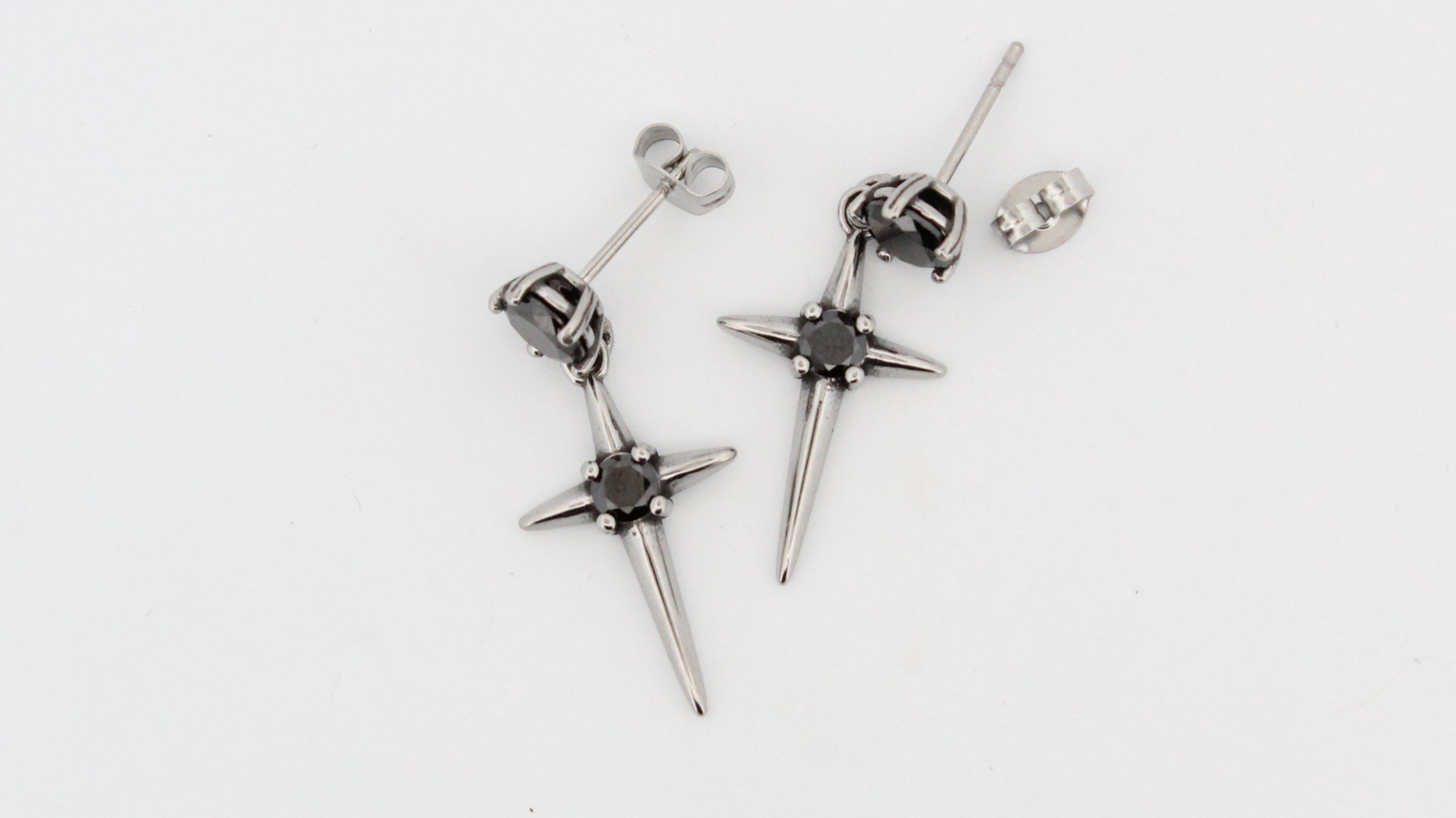 GOTHIC NOIR STUD EARRINGS
