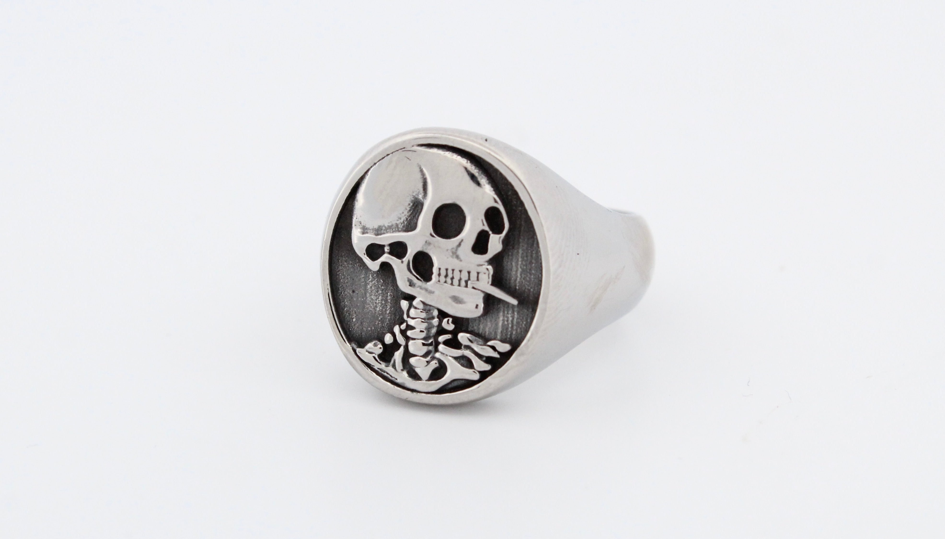 SMOKIN' SKULL