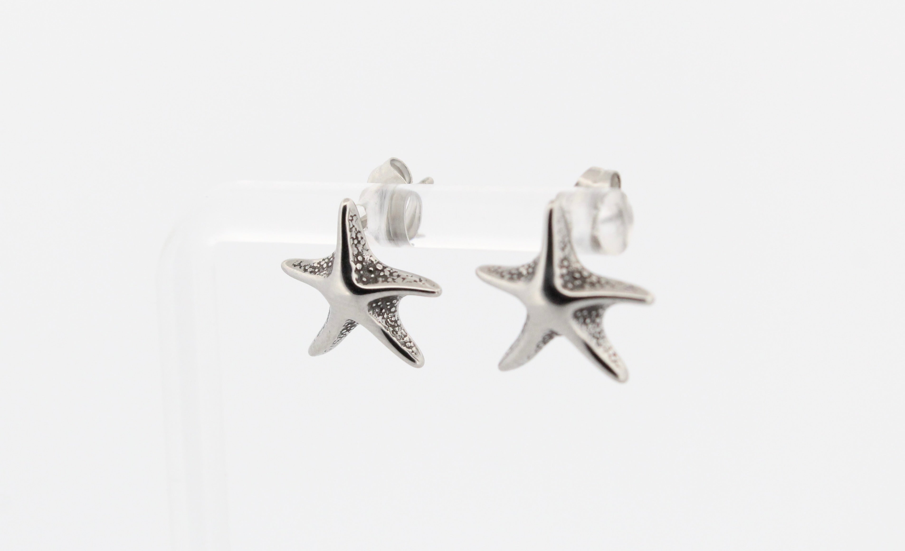 STAR FISH STUD EARRINGS