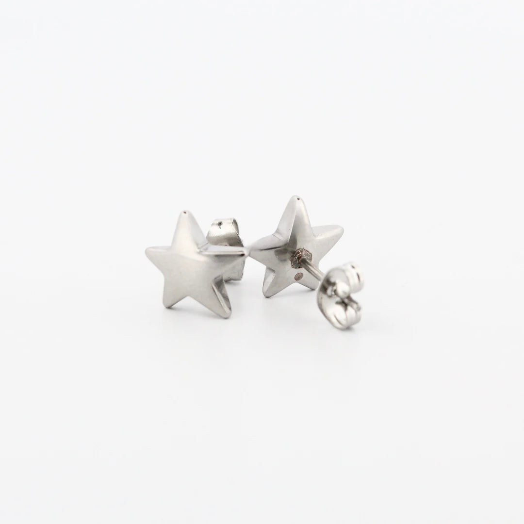 STAR STUD EARRINGS