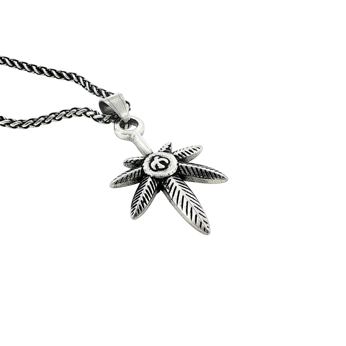 HEMP LEAF PENDANT & CHAIN