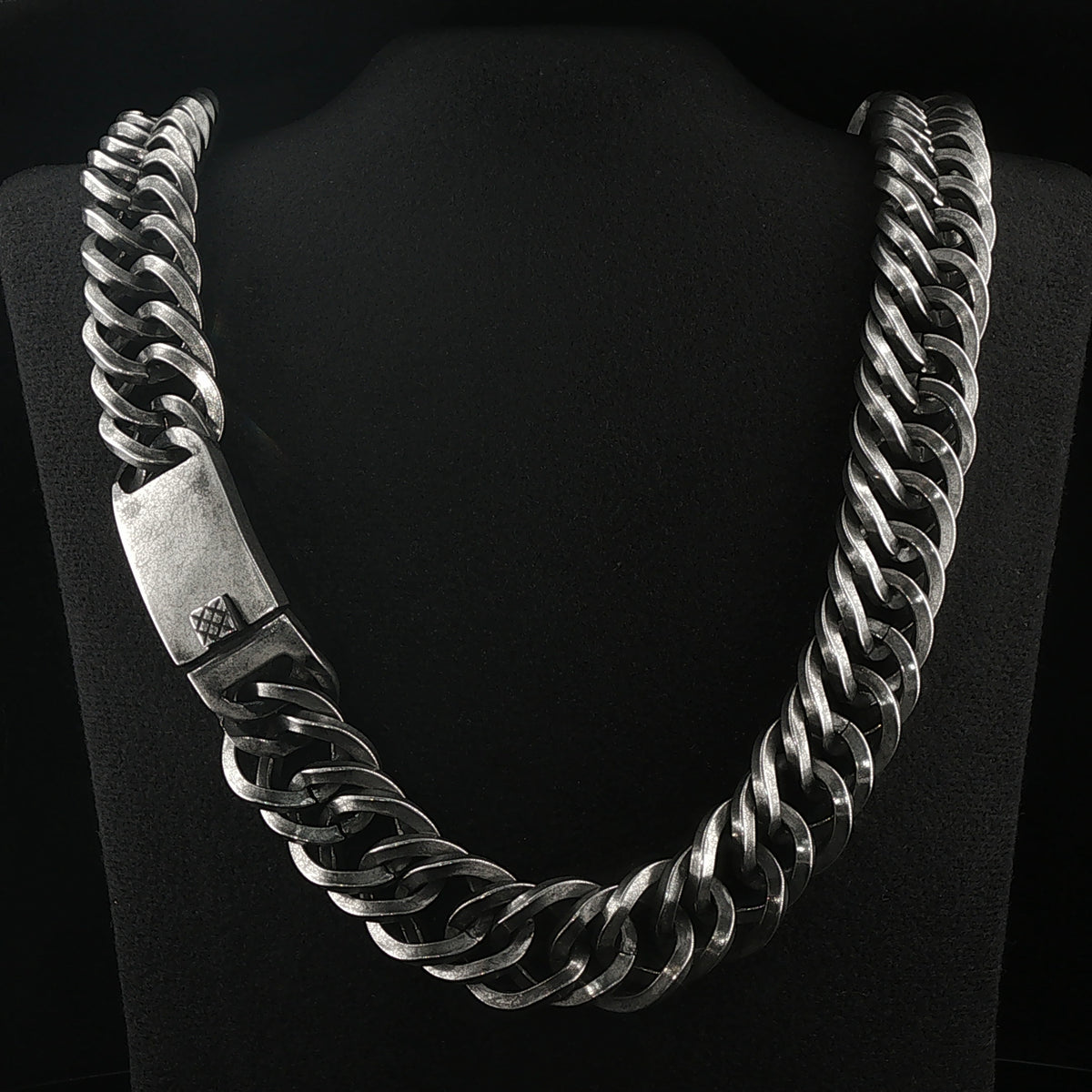 AN29 VINTAGE TWISTED LINK CURB CHAIN
