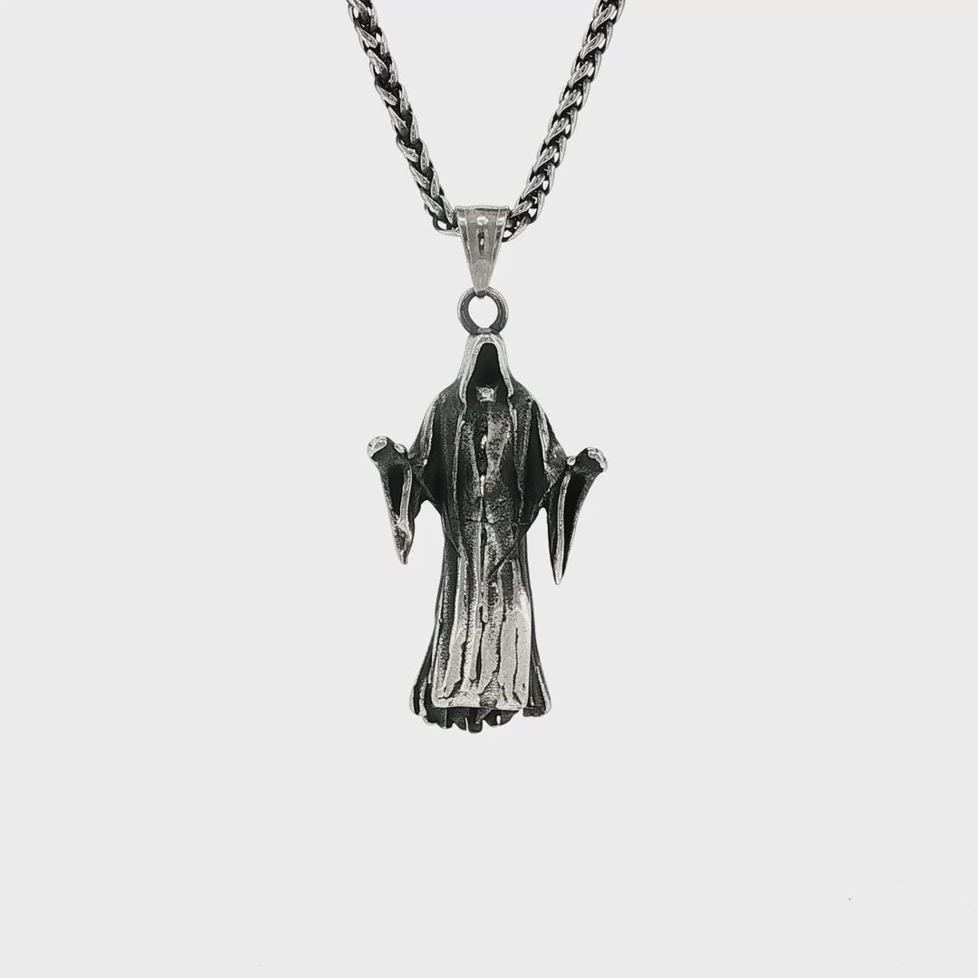 GHOST PENDANT & CHAIN